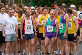 Runners gather at the start